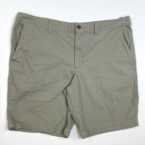 Magellan Outdoors Mens 40W Shorts Olive Green Casual Comfort Stretch Fishing